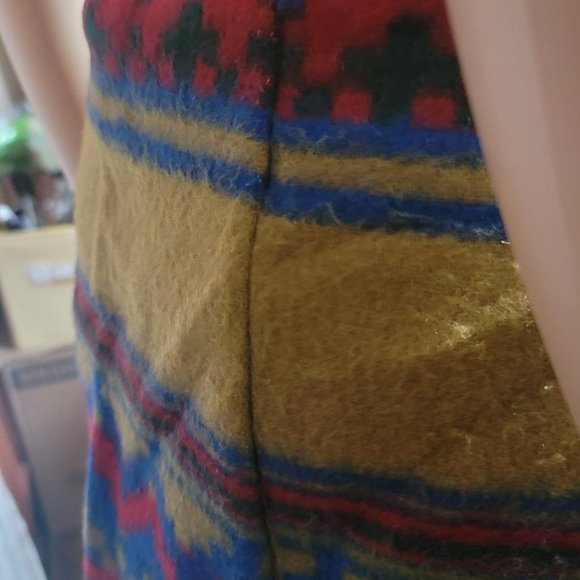 Atlast& Co. Winter mini skirt USED, beautiful colors, front opening, warm - Picture 3 of 4